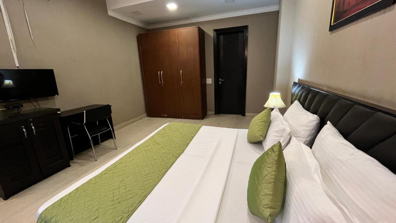 The Host Residency - Near Embassy Area, 3*